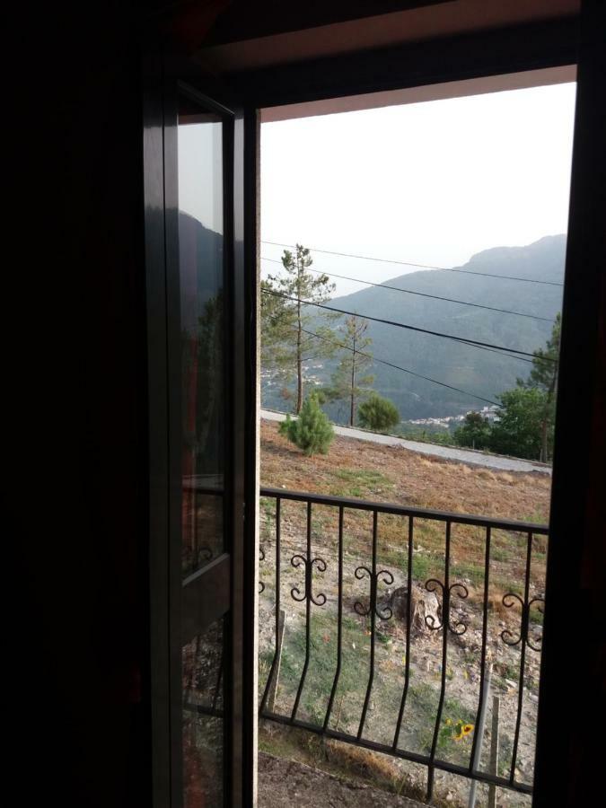 Hotel Gite Cantinho Davo Campea エクステリア 写真