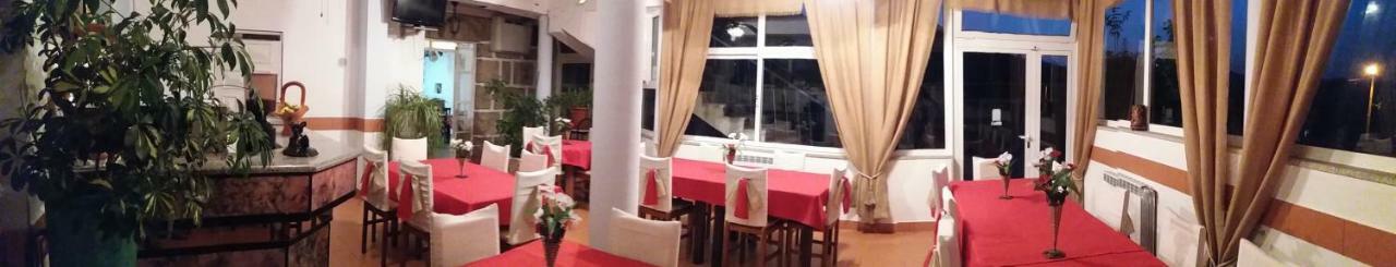 Hotel Gite Cantinho Davo Campea エクステリア 写真